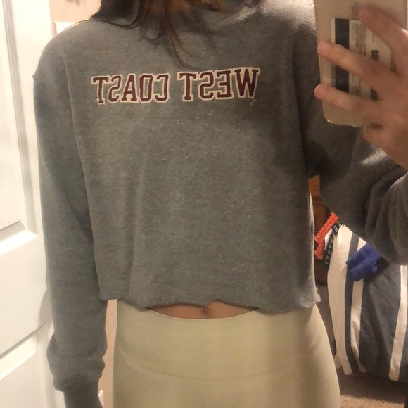 Brandy Melville West Coast sweatshirt - Picture 2 of 3
